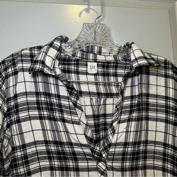 Gap Black/White Plaid Popover Tunic Flannel Top size S - Picture 3 of 10